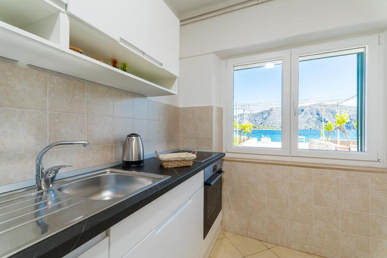 Apartment Kneze Račišće Extérieur photo